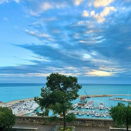 Gasthuis The Cozy Vintage - La Maison De Giulia Ventimiglia